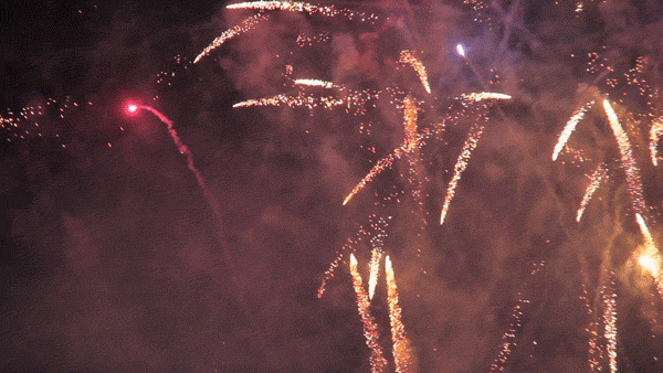 Fireworks on July 3, or Independence Day Eve. 2016. (Kevin J. Beaty/Denverite)
denver; denverite; colorado; civic center park; fireworks; fourth of july; july 4th; kevinjbeaty; independence day;