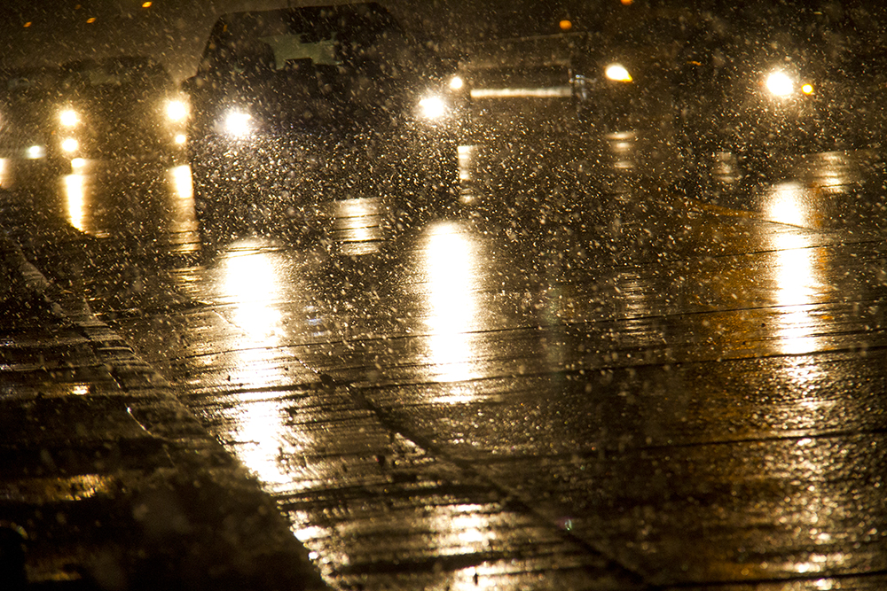 Traffic on Park. Nov. 17, 2016. (Kevin J. Beaty/Denverite)
snow; cowx; weather; denver; winter; snow; kevinjbeaty; colorado; denverite; park avenue;