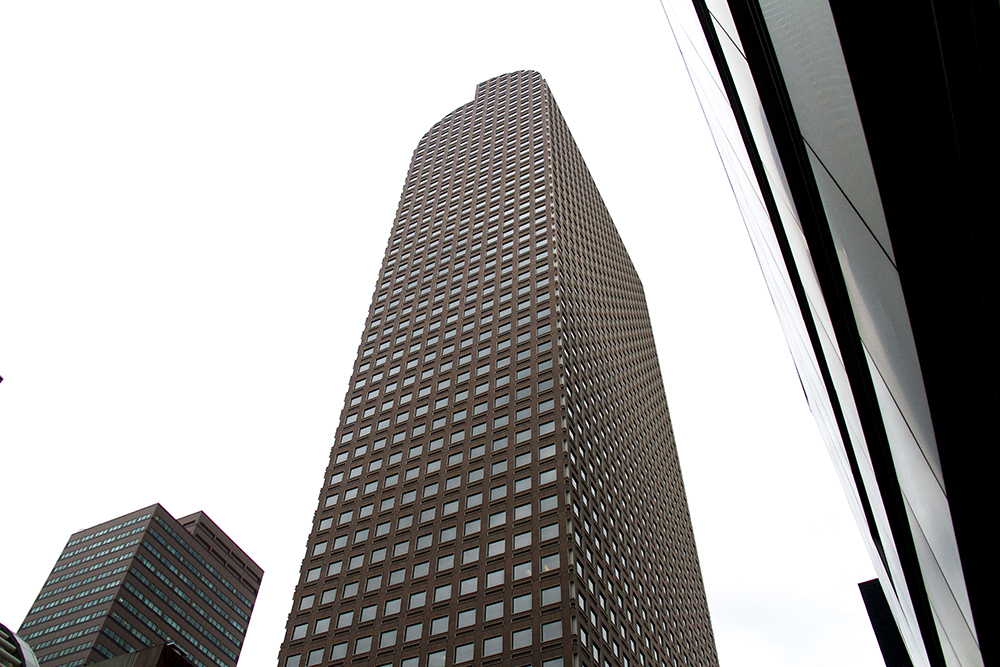 Wells Fargo Center, aka the "Cash Register Building," 1700 Lincoln St. 698 feet tall, 50 stories. (Kevin J. Beaty/Denverite) downtown; skyscraper; tallest buildings; kevinjbeaty; denverite; colorado; denver;