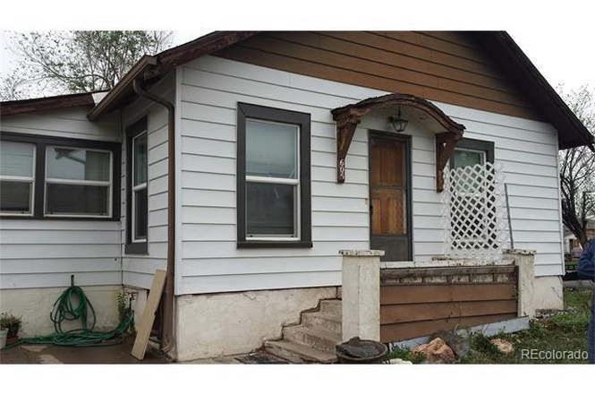 The exterior of 605 West Asbury Avenue. (Courtesy of Redfin)