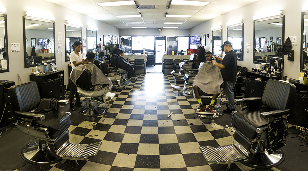Montbello Barbers, July 25, 2017. (Kevin J. Beaty/Denverite)
denver; colorado; denverite; barber shop; montbello; montbello barbers; community; kevinjbeaty;