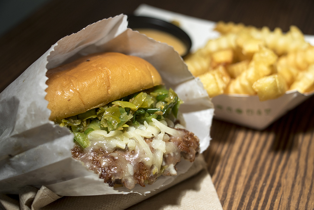 A green chile burger at Shake Shack, March 20, 2018. (Kevin J. Beaty/Denverite)
food; rino; five points; denverite; kevinjbeaty; denver; colorado;