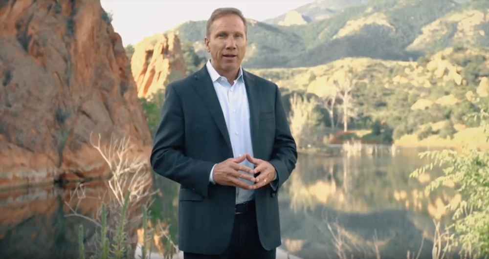 Barry Farah in a screenshot from a campaign ad on YouTube.