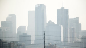 Denver's air quality is visibly not great on Aug. 20, 2018. (Kevin J. Beaty/Denverite)