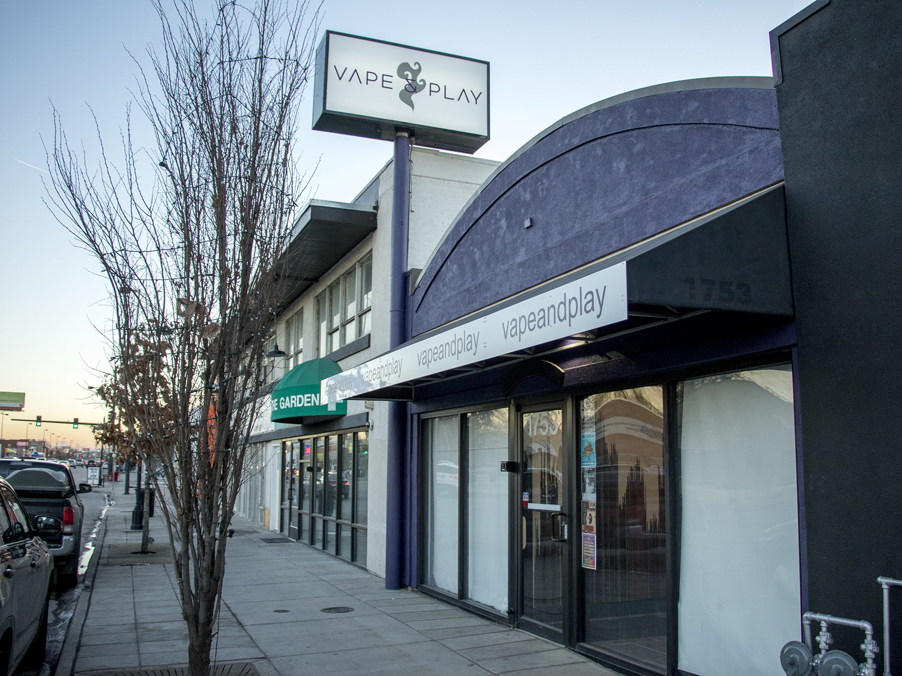 Vape and Play and Dean Ween's Honeypot Lounge will be resurrected by  Frankenstein-ing