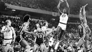 David Thompson in action against Kenticky.