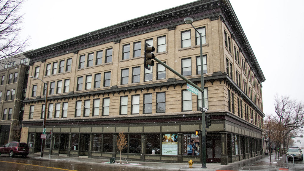 The Quayle apartments on Broadway, Nov. 21, 2019. (Kevin J. Beaty/Denverite)