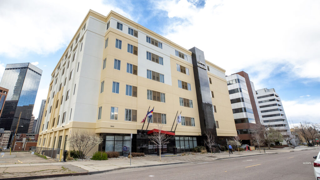 The Hampton Inn and Suites on Sherman Street in North Capitol Hill. April 10, 2020. (Kevin J. Beaty/Denverite)