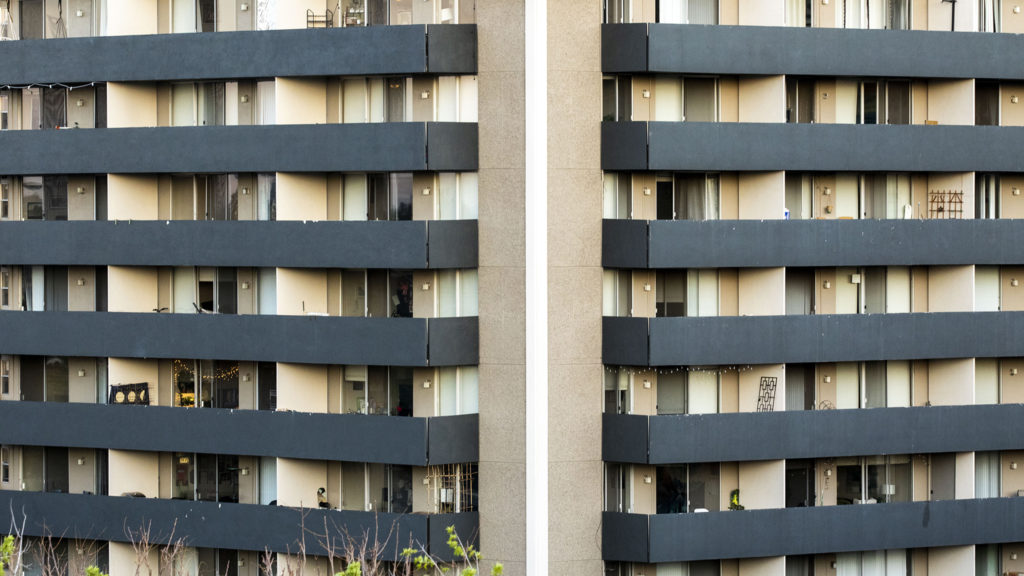 An apartment building near Cheesman Park. May 7, 2020. (Kevin J. Beaty/Denverite)