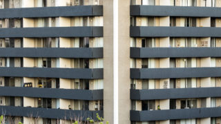 An apartment building near Cheesman Park. May 7, 2020. (Kevin J. Beaty/Denverite)