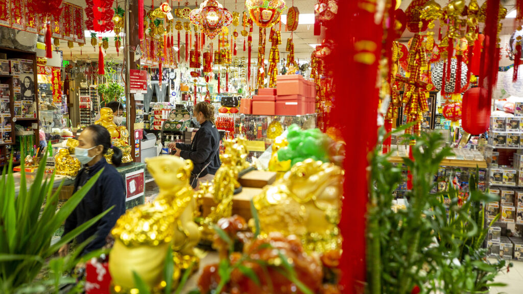 Wares for sale at Truong An Gifts on Federal Boulevard. Nov. 10, 2020.