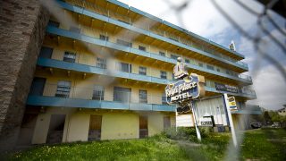 The shuttered Royal Palace Motel at 1565 Colorado Boulevard. May 15, 2021.