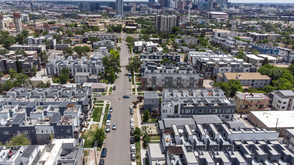 Slot homes in Jefferson Park. June 5, 2022.