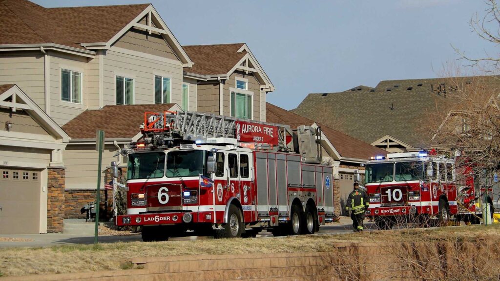 Fire crews respond to a small brush fire in Aurora on March 31, 2023.