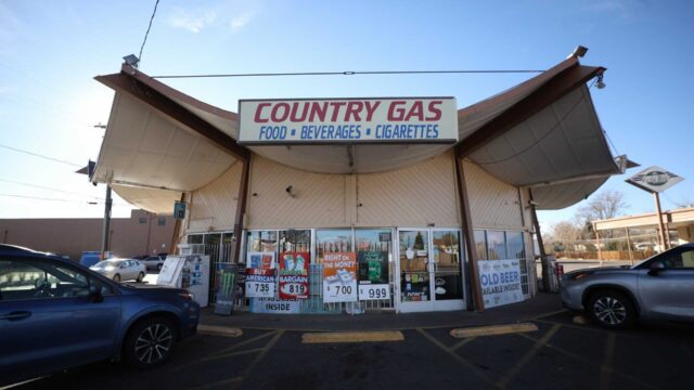 Country-Gas-Brentwood-Shopping